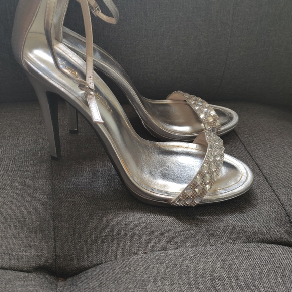 Silver jewel strap heels - Picture 2 of 5